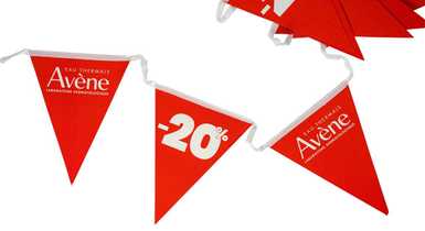 Wimpelkette mit Spitzwimpeln