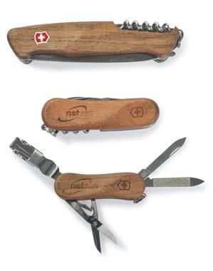 Taschenmesser mit Holzschale